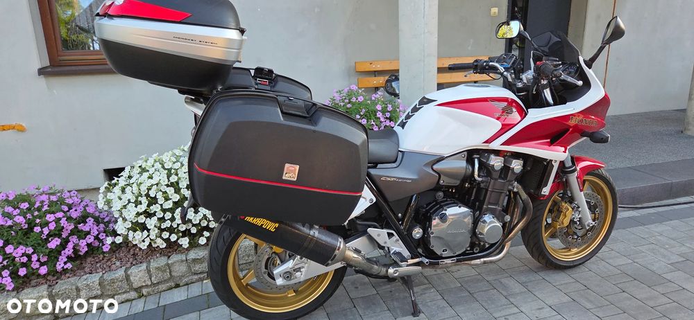 Honda CB - 11