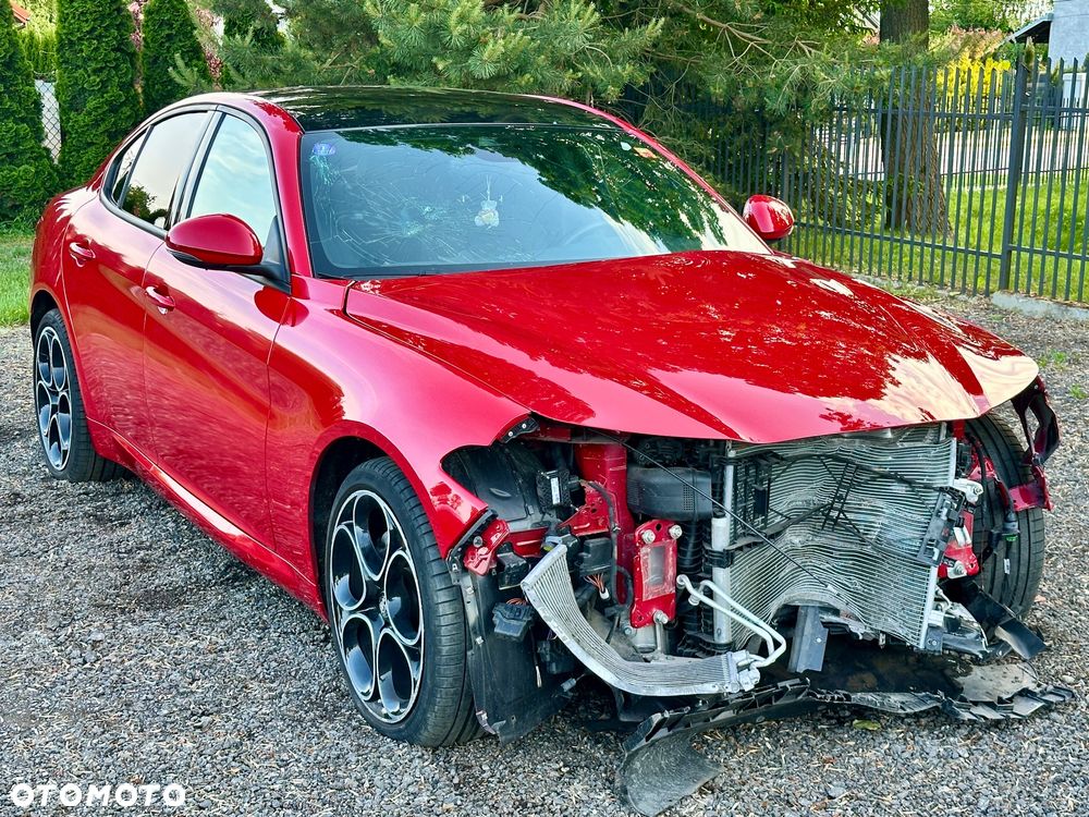 Alfa Romeo Giulia 2.0 Turbo - 1