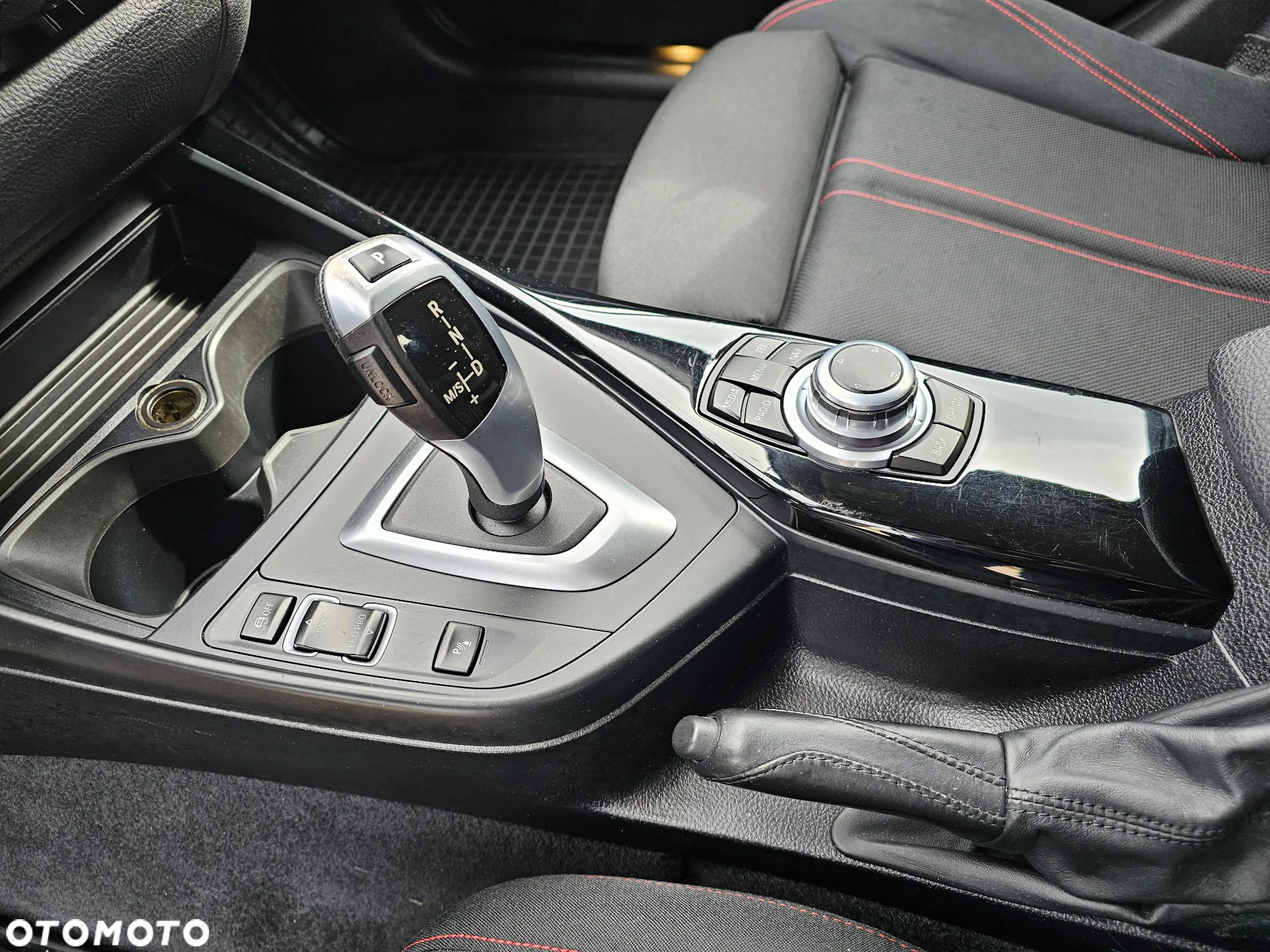 BMW Seria 1 118d Sport Line Shadow - 30