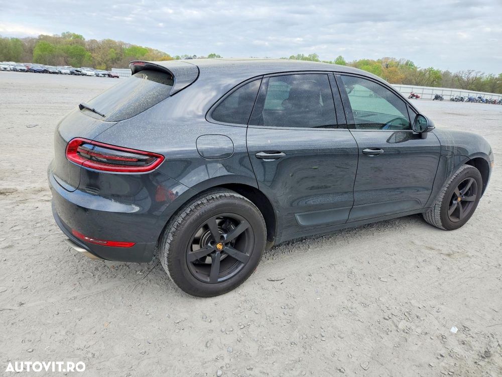 Porsche Macan - 4
