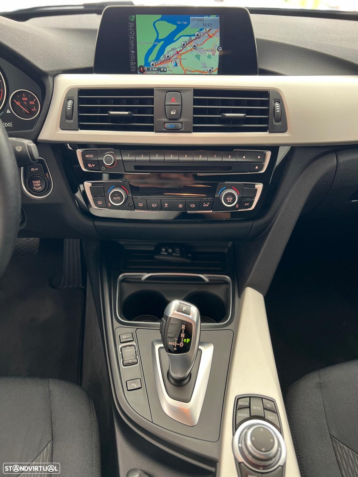 BMW 318 d Touring Advantage Auto - 11