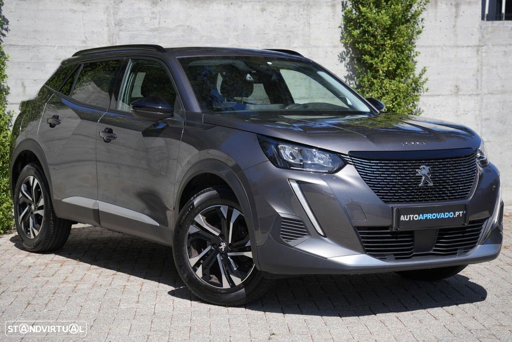 Peugeot 2008 1.2 PureTech Allure Pack - 4