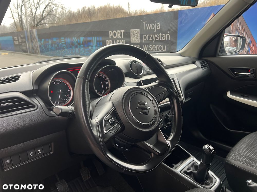 Suzuki Swift 1.2 Dualjet Hybrid Club - 26