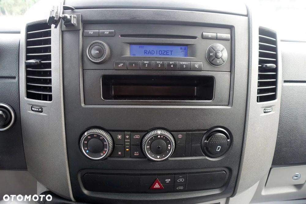 Volkswagen Crafter - 14