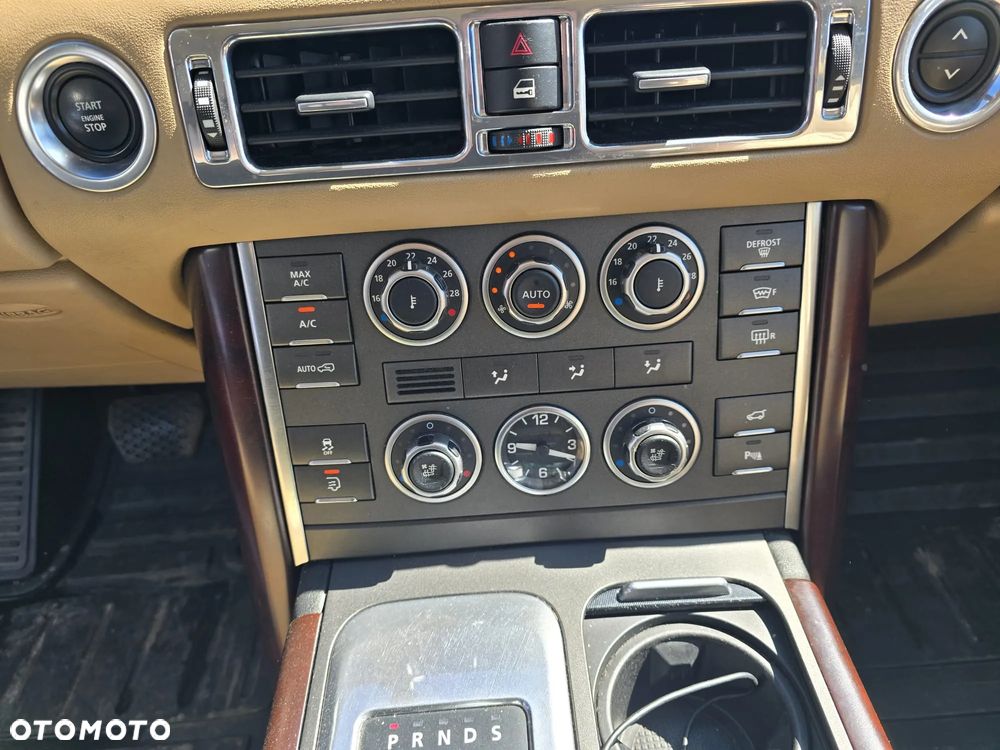 Land Rover Range Rover 4.4SD V8 Vogue - 10