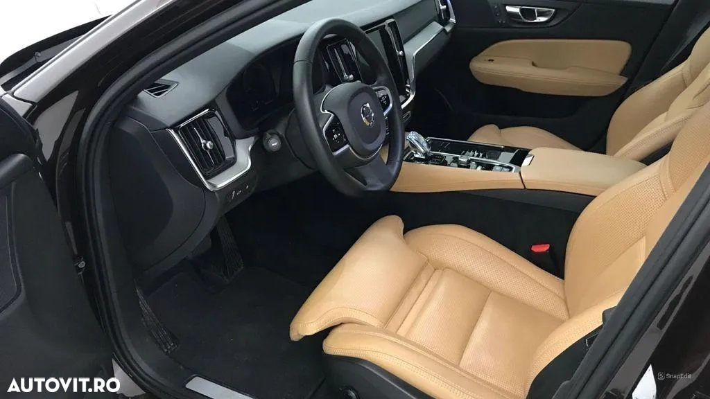 Volvo V60 T6 AWD Recharge Geartronic Inscription - 5