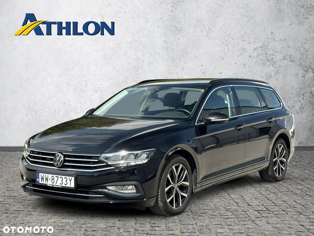 Volkswagen Passat - 1