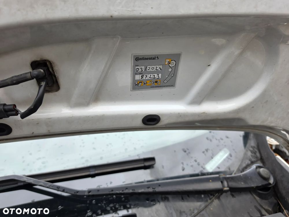 Ford Tourneo Connect 1.6 TDCi Titanium - 16