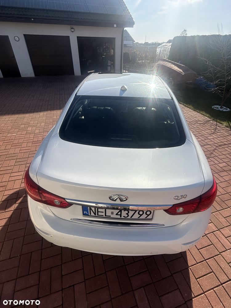 Infiniti Q50 2014 photo 4