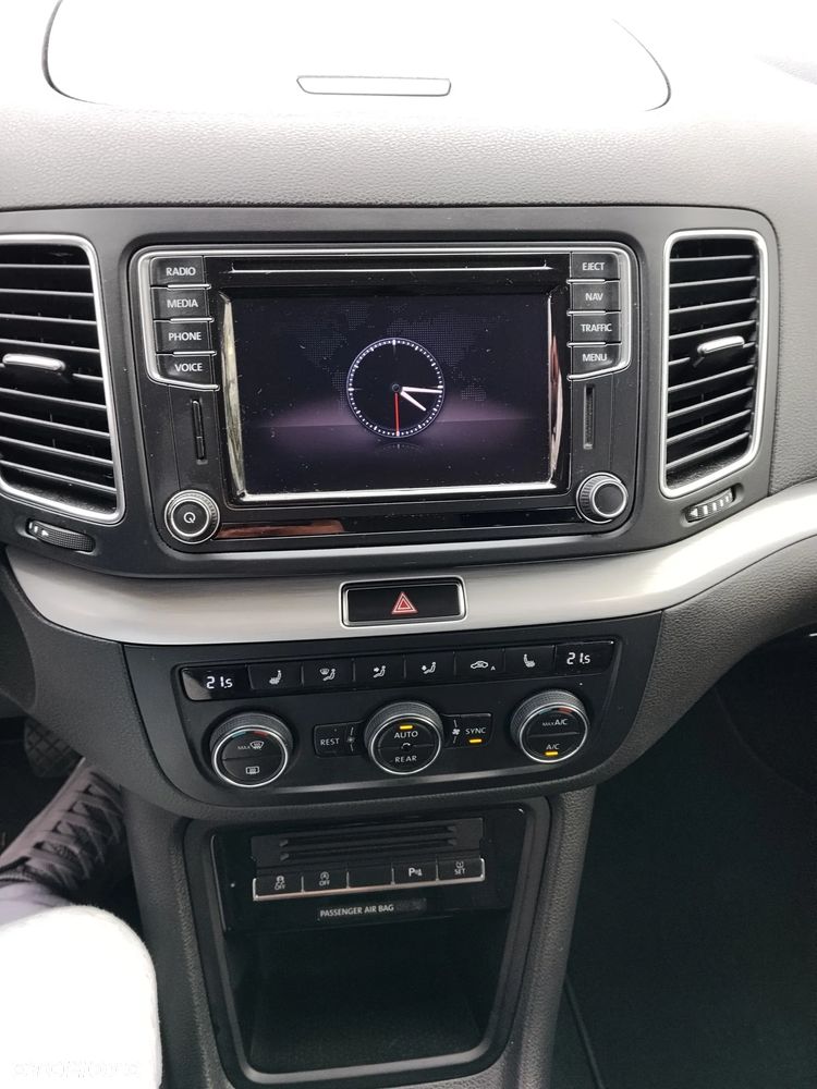 Volkswagen Sharan 2.0 TDI BMT Comfortline - 27