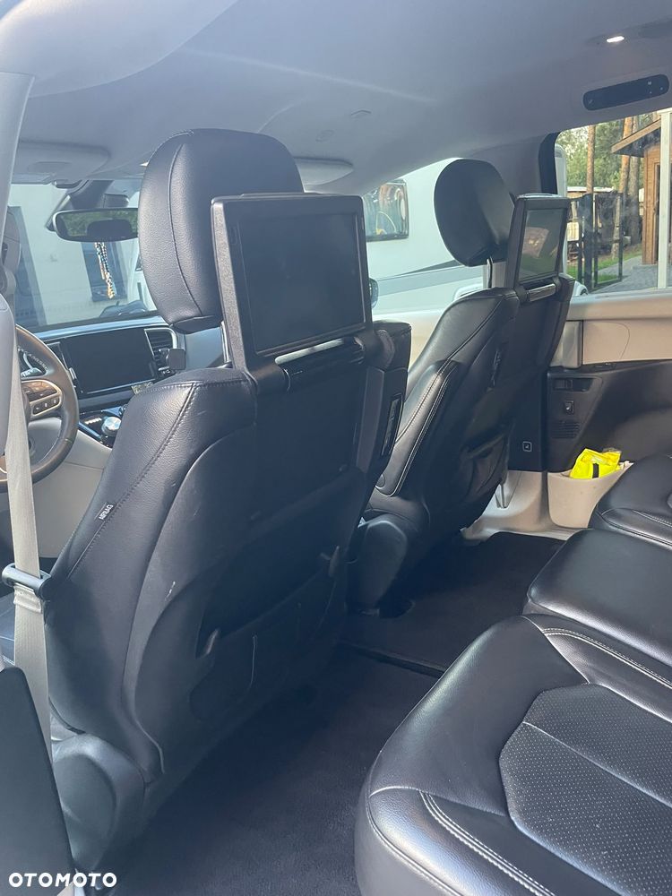 Chrysler Pacifica - 18