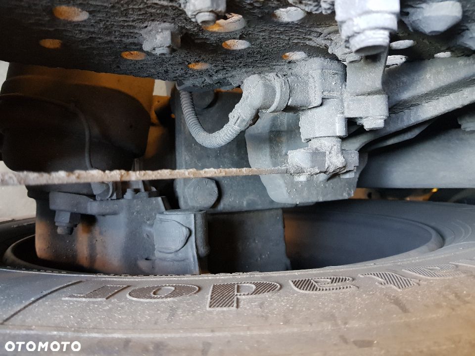 Czujnik poziomowania zawieszenia Actros MP4