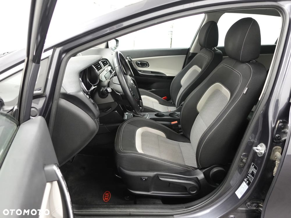 Kia Ceed 1.6 CRDi 136 DCT ISG Spirit - 21