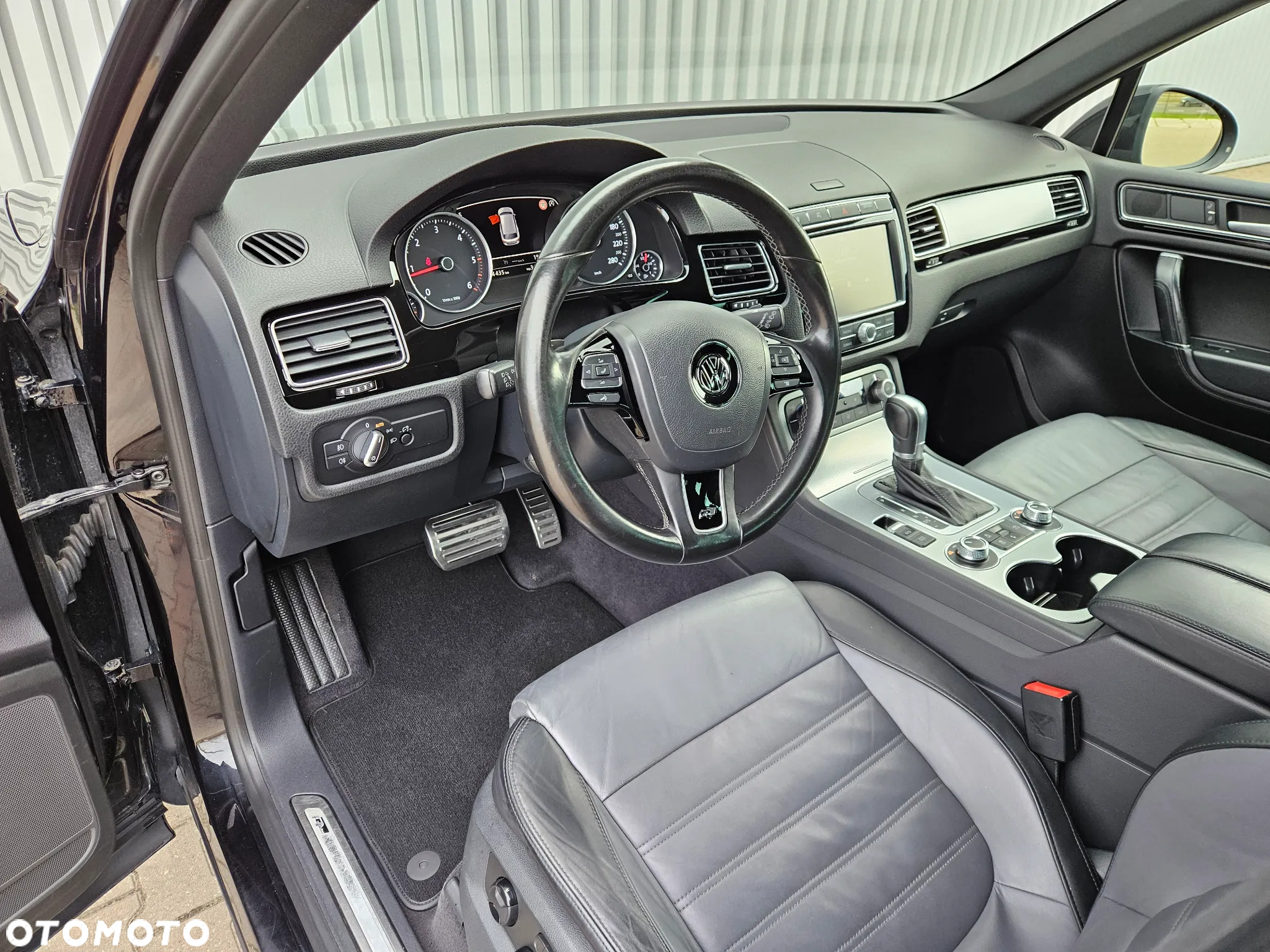 Volkswagen Touareg 3.0 V6 TDI BMT Perfectline R-Style - 7