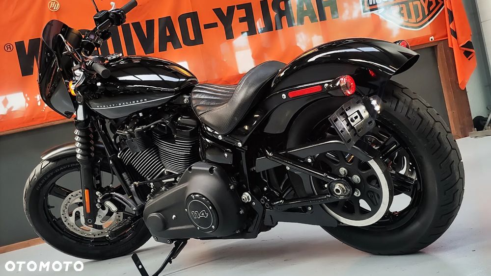 Harley-Davidson Softail Street Bob - 2