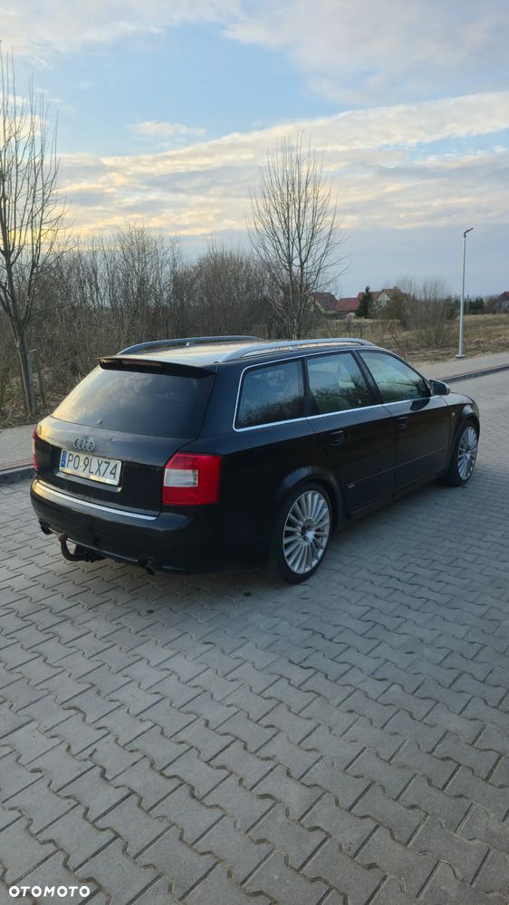 Audi A4 Avant - 8