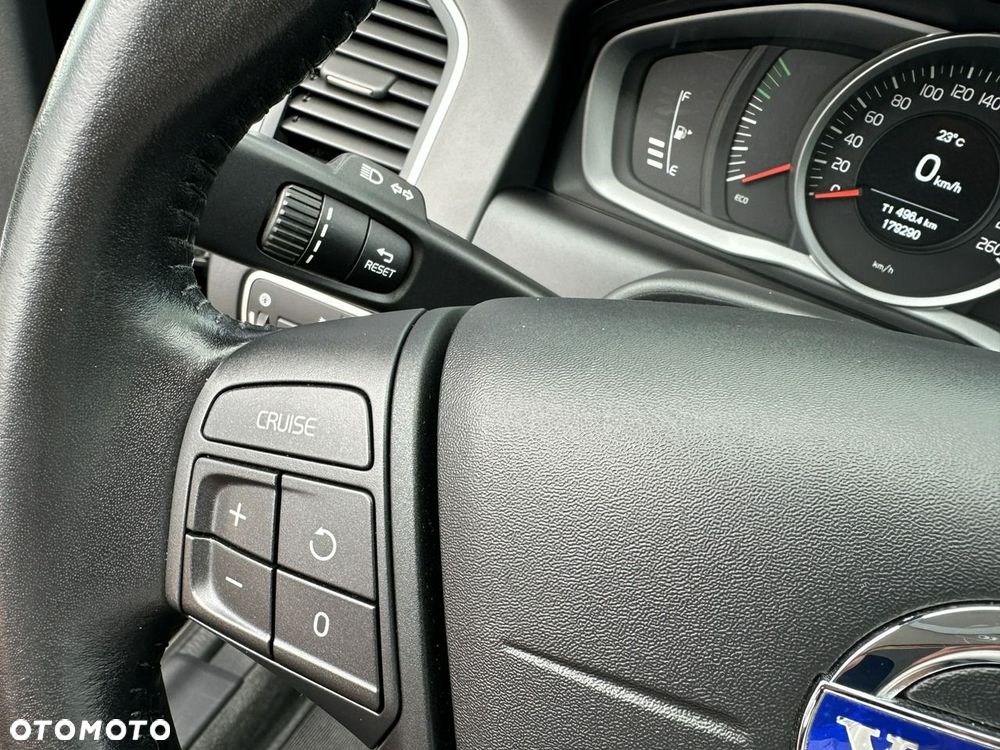 Volvo XC 60 D4 Geartronic Kinetic - 19