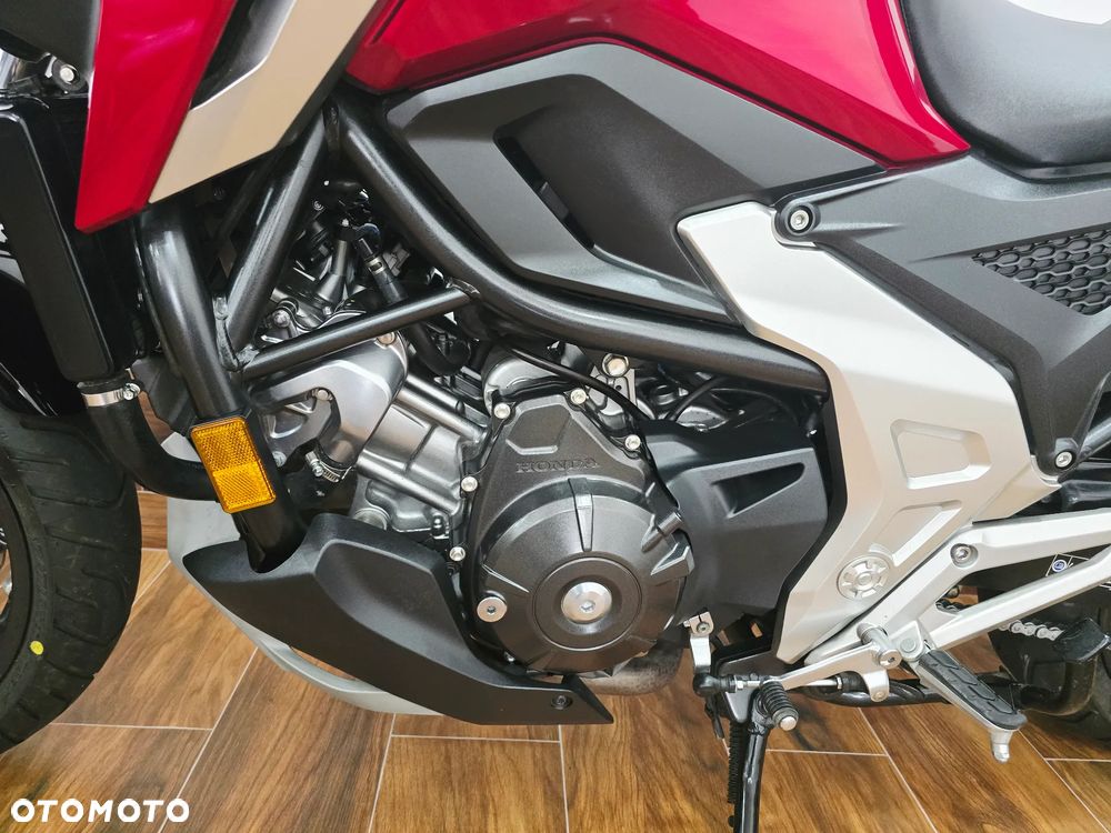 Honda NC - 28