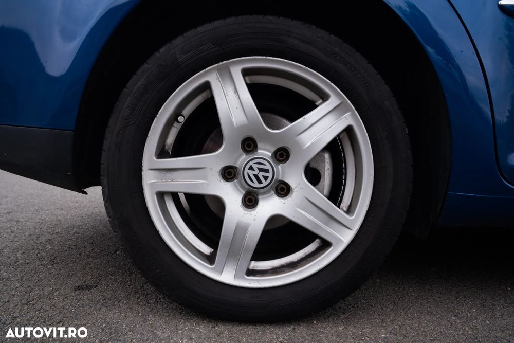 Volkswagen Touran 2.0TDI Highline - 8