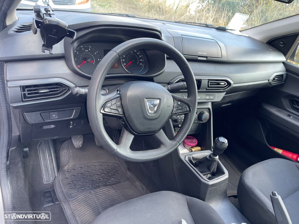 Dacia Logan - 7