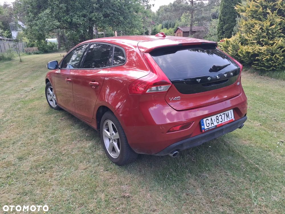 Volvo V40 D2 Geartronic Momentum - 6