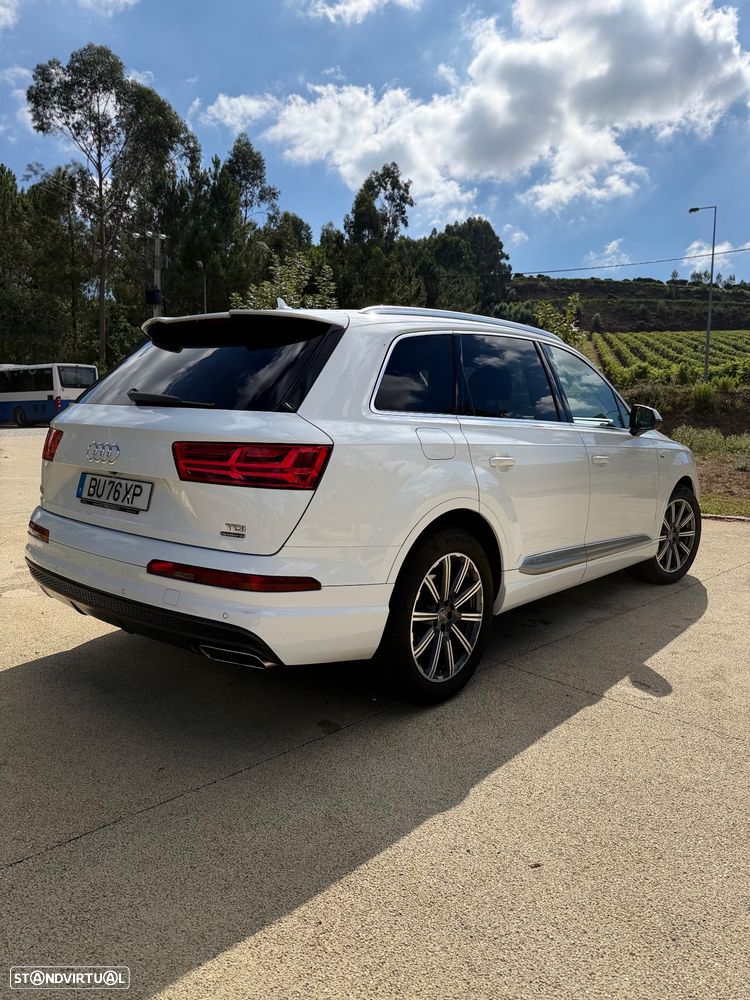 Audi Q7 3.0 TDI quattro S-line Tiptronic - 10