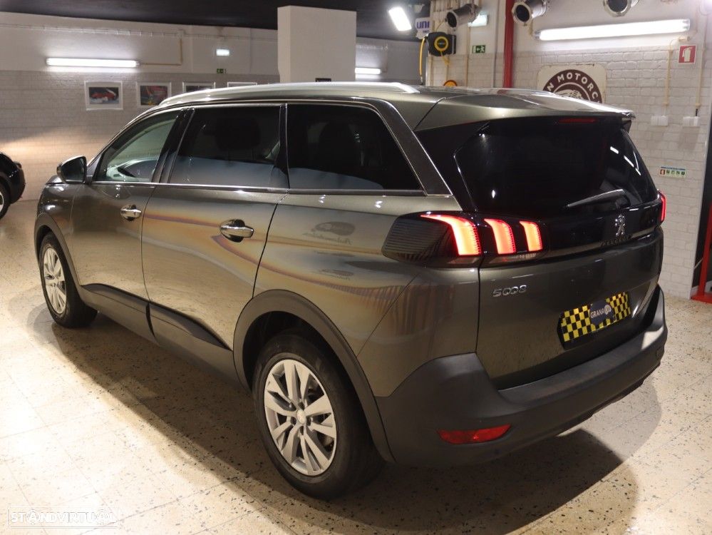 Peugeot 5008 PureTech 130 EAT6 Allure - 33