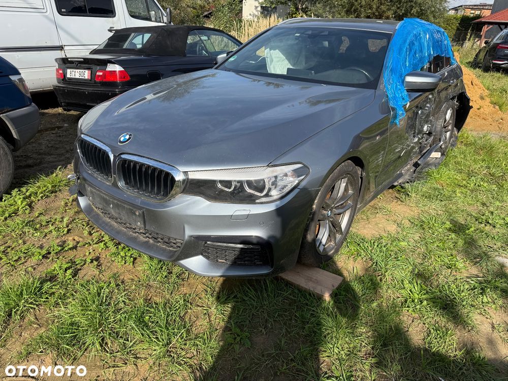 BMW Seria 5 530d Touring Sport Line - 10