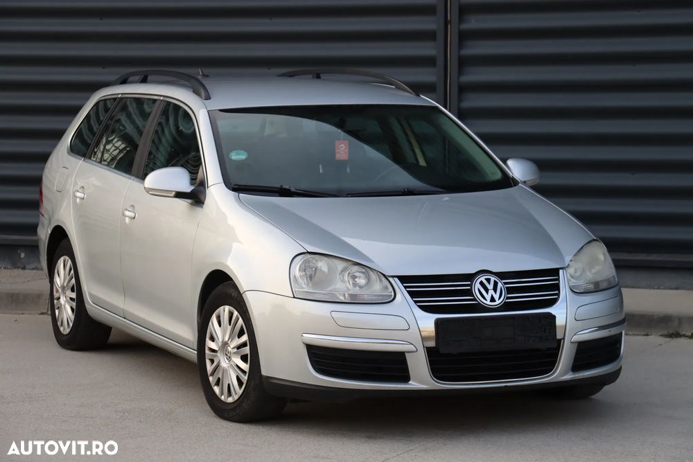 Volkswagen Golf 2.0 TDI DPF BlueMotion Technology Team - 1