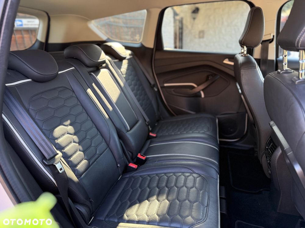 Ford Kuga 2.0 TDCi 2x4 Vignale - 18