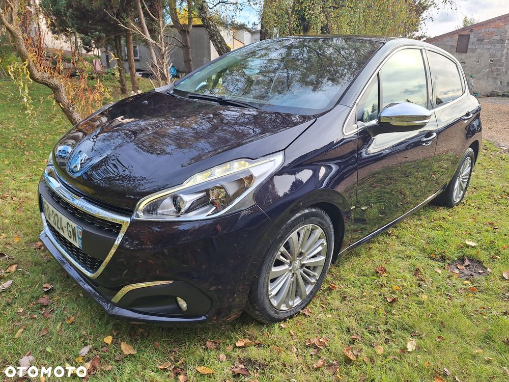 Peugeot 208 - 4