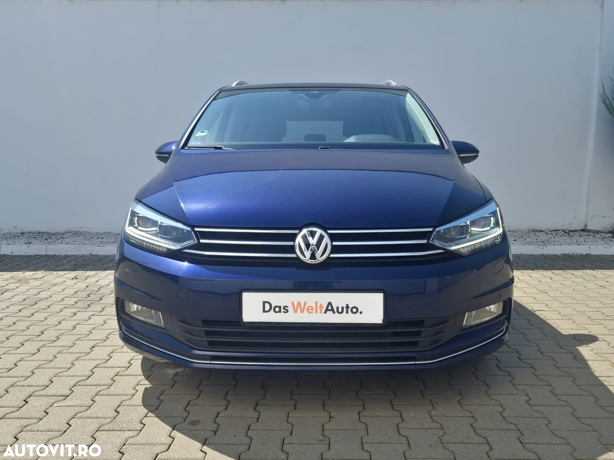Volkswagen Touran 2.0 TDI DPF BlueMotion Technology DSG Highline - 6