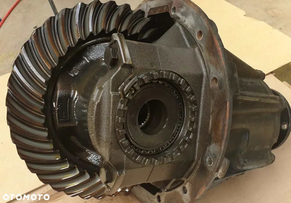 WKŁAD GŁÓWKA DYFER MOSTU MAN TGX  PRZEŁOŻENIE 2.533  81350106301 - 3