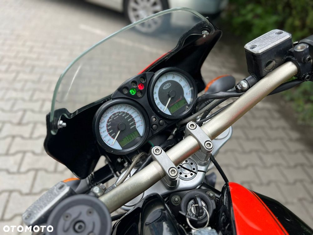 Ducati Monster - 10