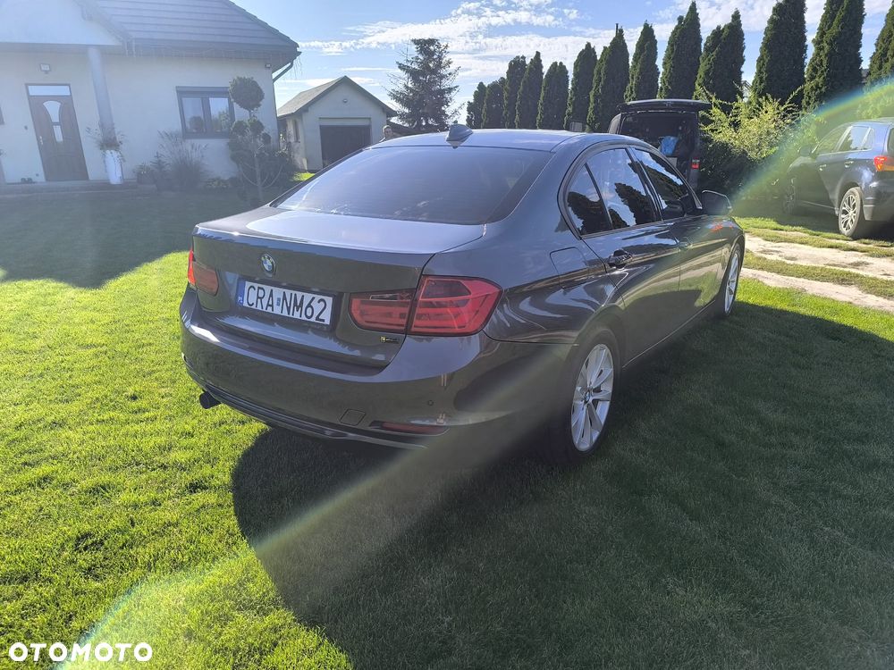 BMW Seria 3 - 26