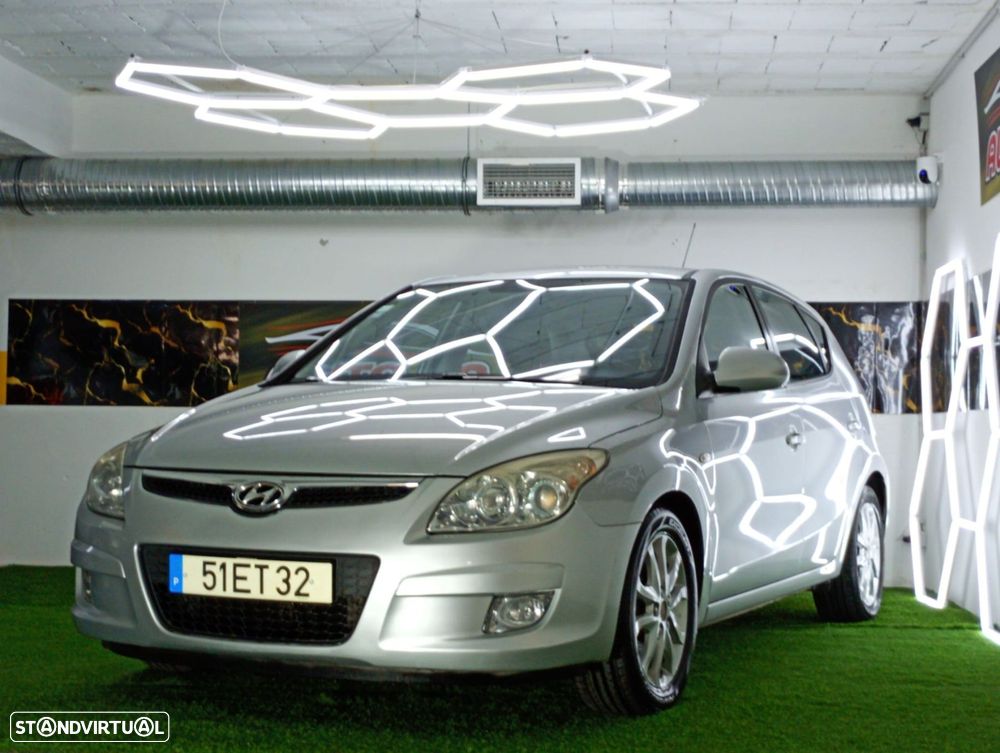 Hyundai i30 1.6 CRDI Classic - 2