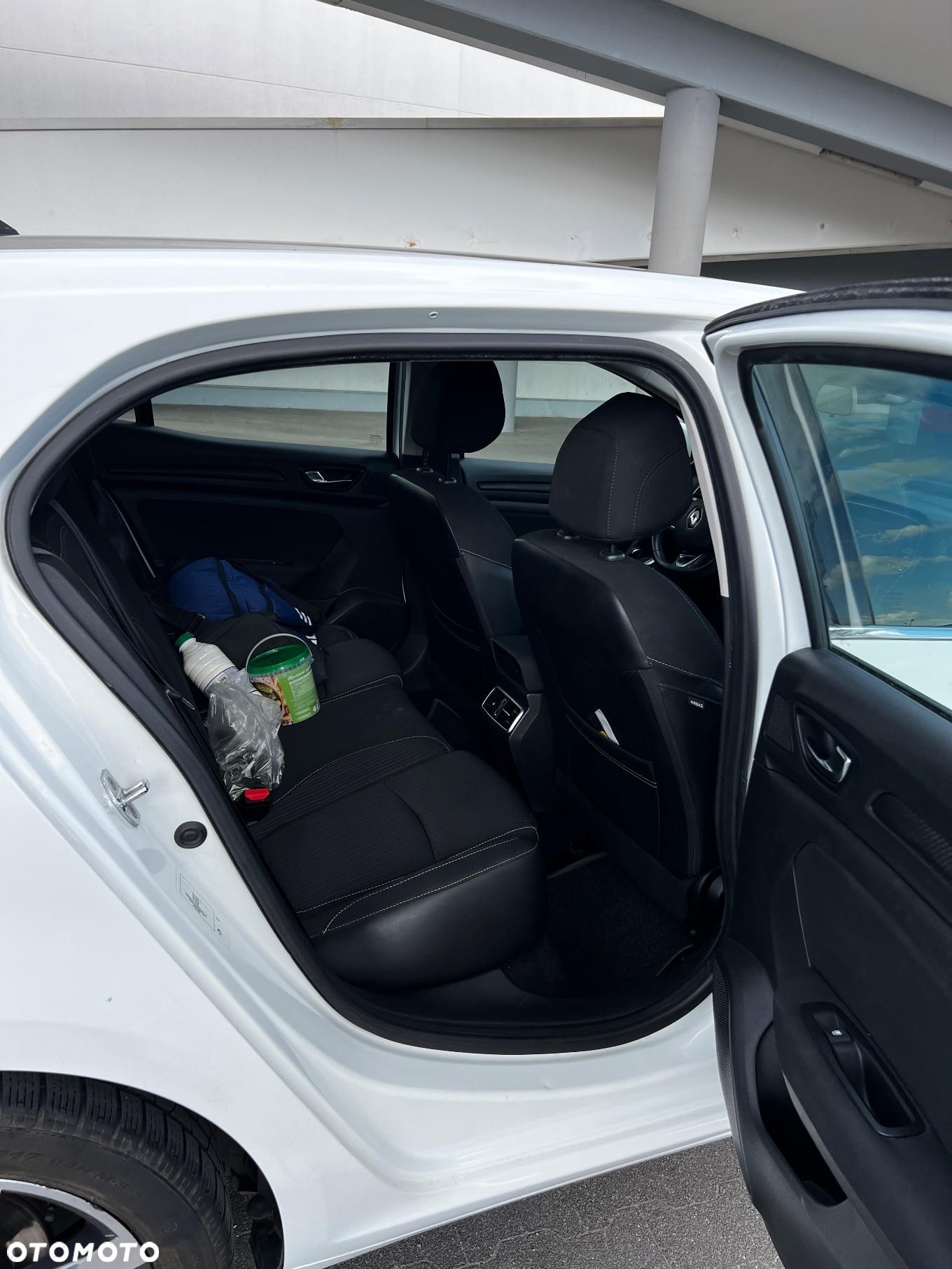 Renault Megane 1.5 dCi Intens EDC - 9