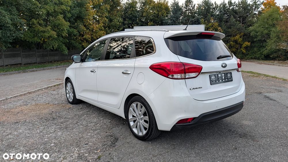 Kia Carens 1.6 GDI Attract - 5
