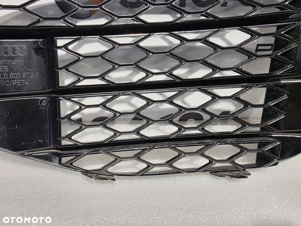 AUDI Q7 4L0 LIFT 09-15 S-LINE V12 W12 LEWA / PRAWA KRATKA BOCZNA ZDERZAKA PRZEDNIEGO PRZÓD NR 4L0807676B / 4L0807675B NR AUKCJI KB90 - 10
