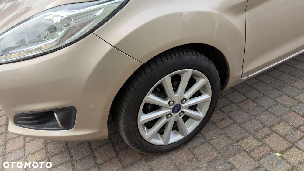 Ford Fiesta 1.0 EcoBoost Titanium - 4
