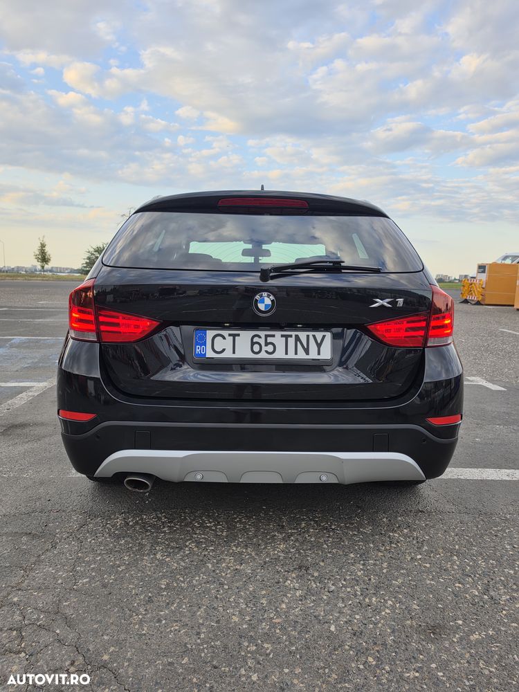 BMW X1 xDrive20d Aut. xLine - 33