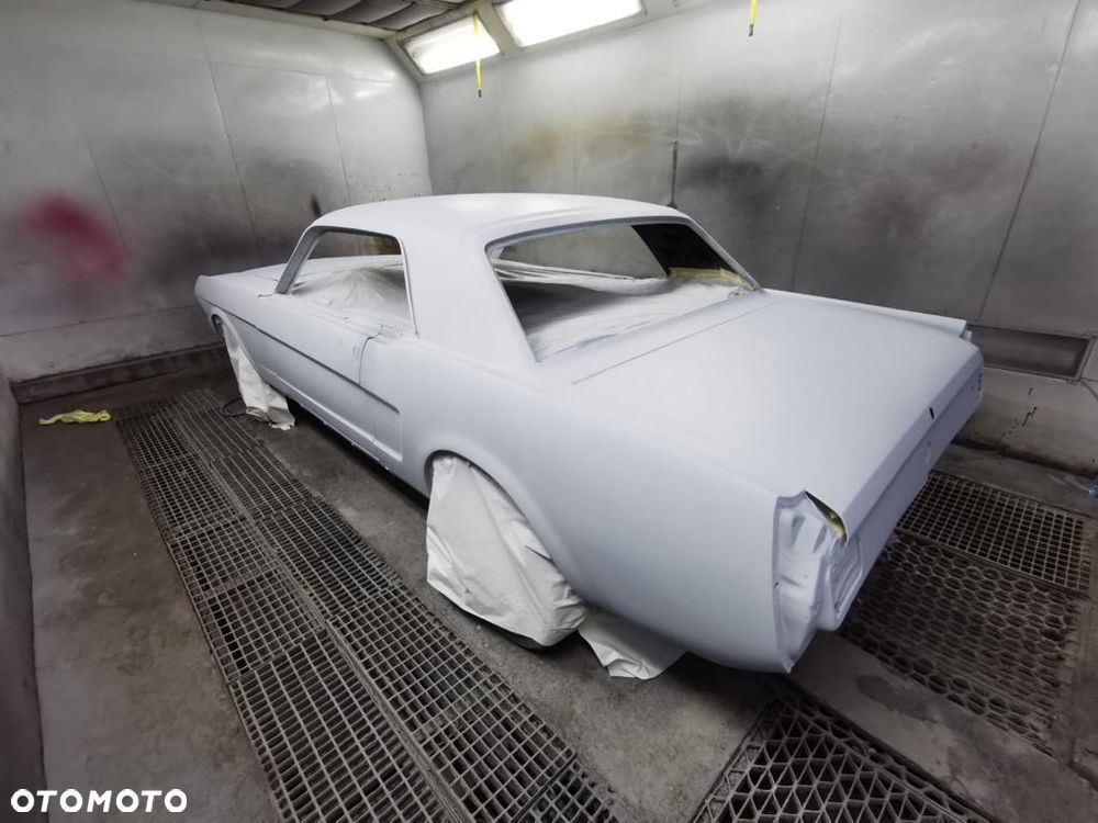 Ford Mustang - 29