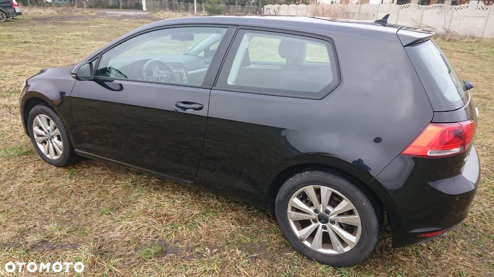 Volkswagen Golf - 8