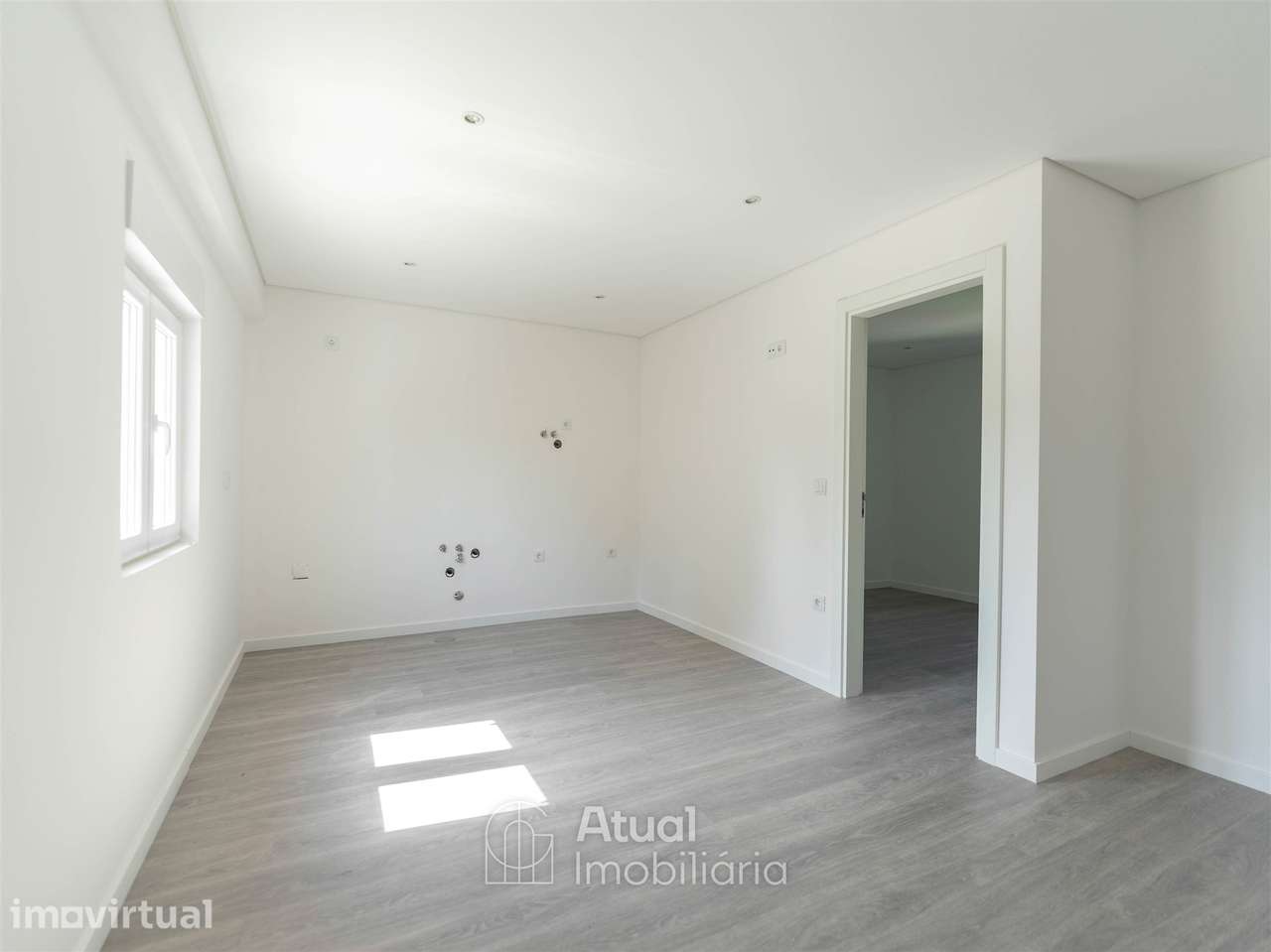 Andar Moradia T1 Venda em Caldas de Vizela (São Miguel e São João),Viz - Grande imagem: 5/10