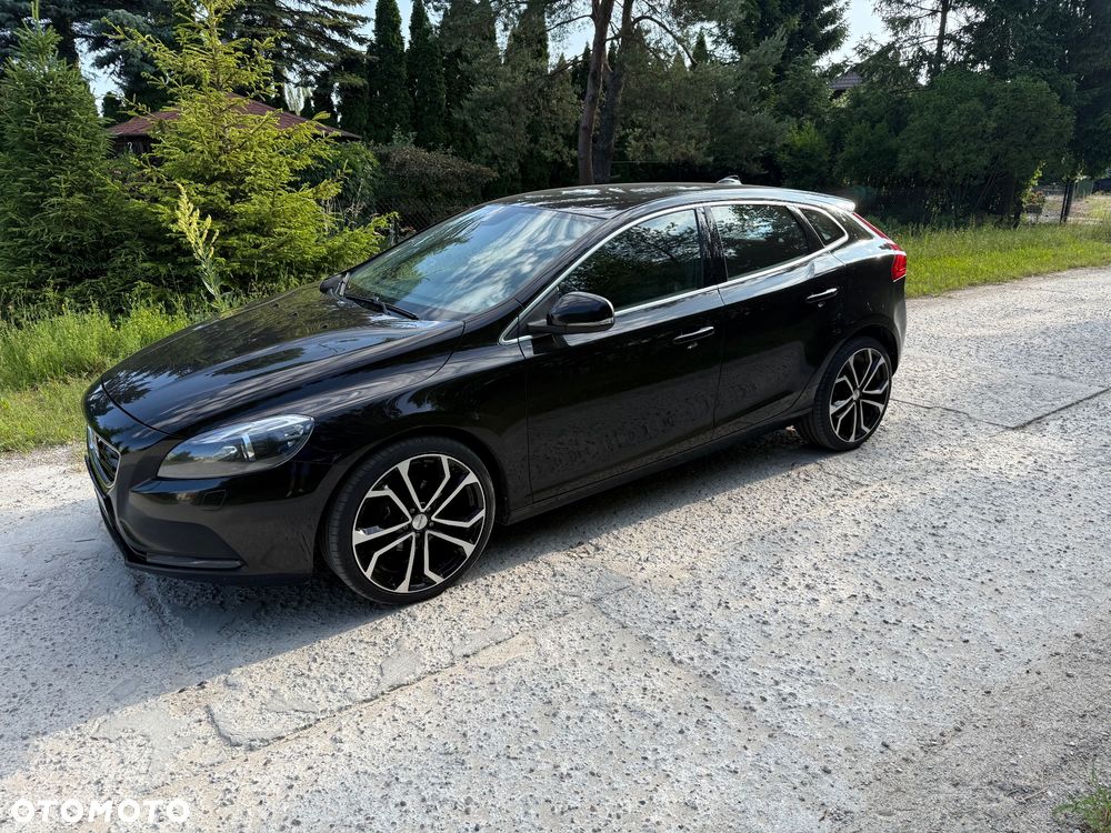 Volvo V40 D2 Momentum - 22