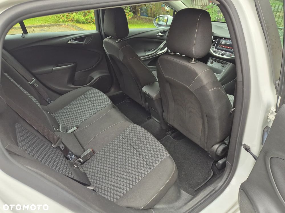 Opel Astra 1.6 D (CDTI) Start/Stop Edition - 9