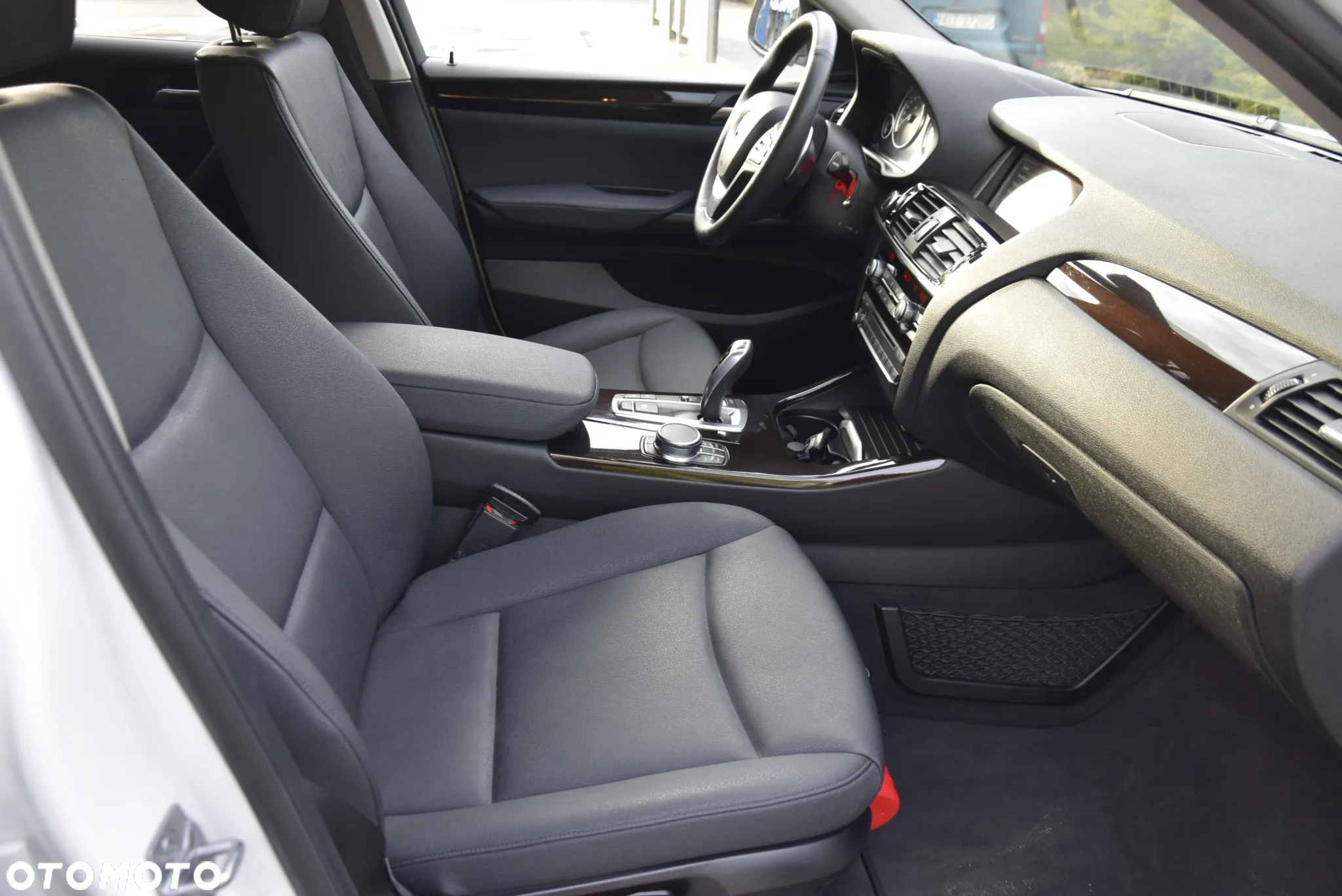 BMW X4 xDrive20i xLine - 15
