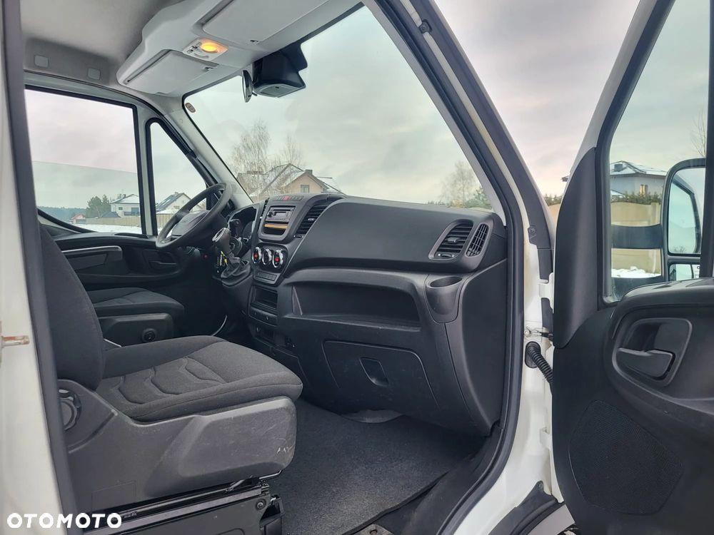 Iveco DAILY - 26