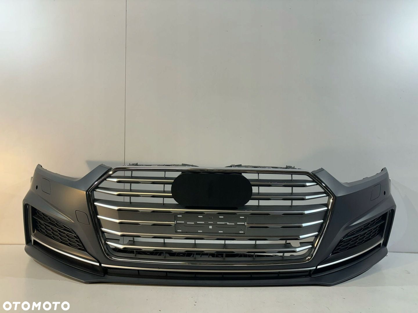 AUDI A5 8W S-Line Zderzak przedni - 17240 - 2