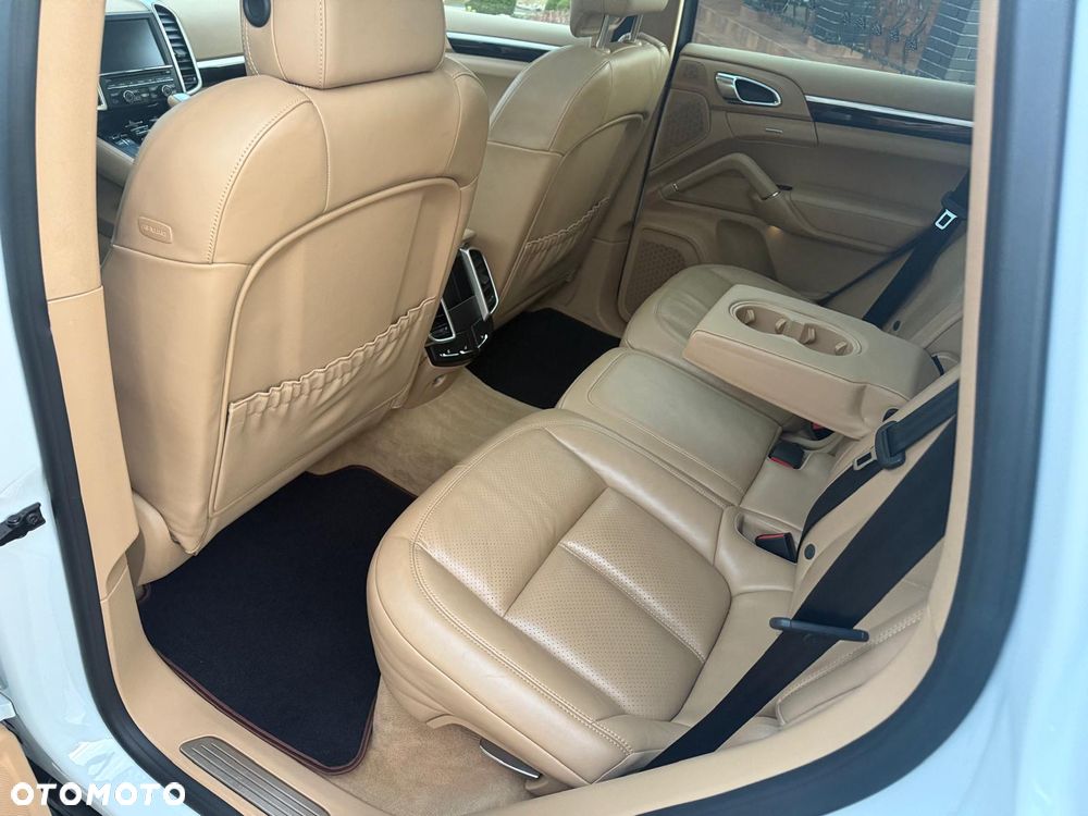 Porsche Cayenne Tiptronic S - 7